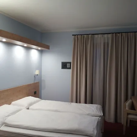 San Carlo, Tra Bormio E Livigno Isolaccia