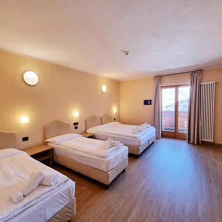 Hotel San Carlo, Tra Bormio E Livigno 3*