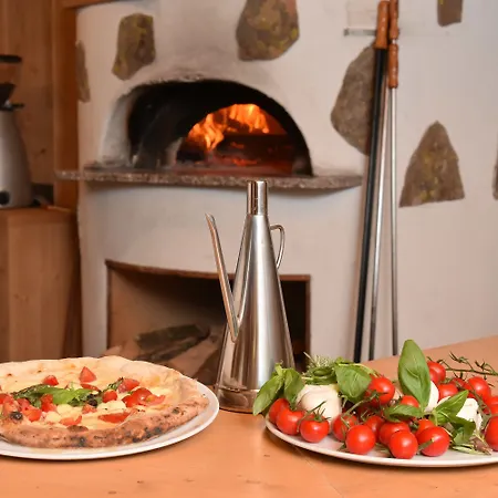 Hotel San Carlo, Tra Bormio E Livigno 3*
