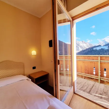 Hotel San Carlo, Tra Bormio E Livigno Isolaccia