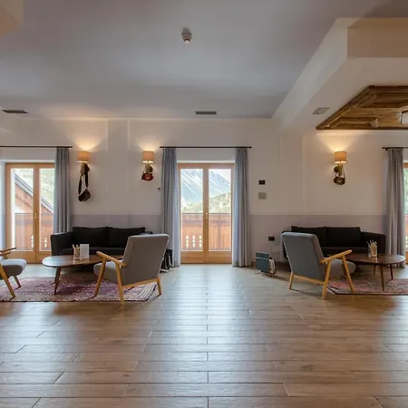 Hotel San Carlo - Tra Bormio E Livigno 3*