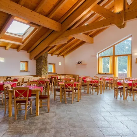 Hotel San Carlo - Tra Bormio E Livigno 3*