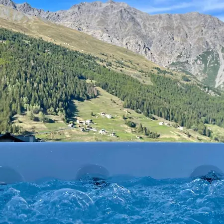 San Carlo, Tra Bormio E Livigno ホテル イゾラッチャ
